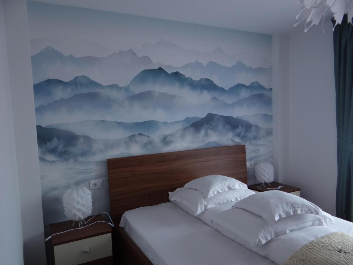 Rose Residence Гура Хуморулуй Екстериор снимка