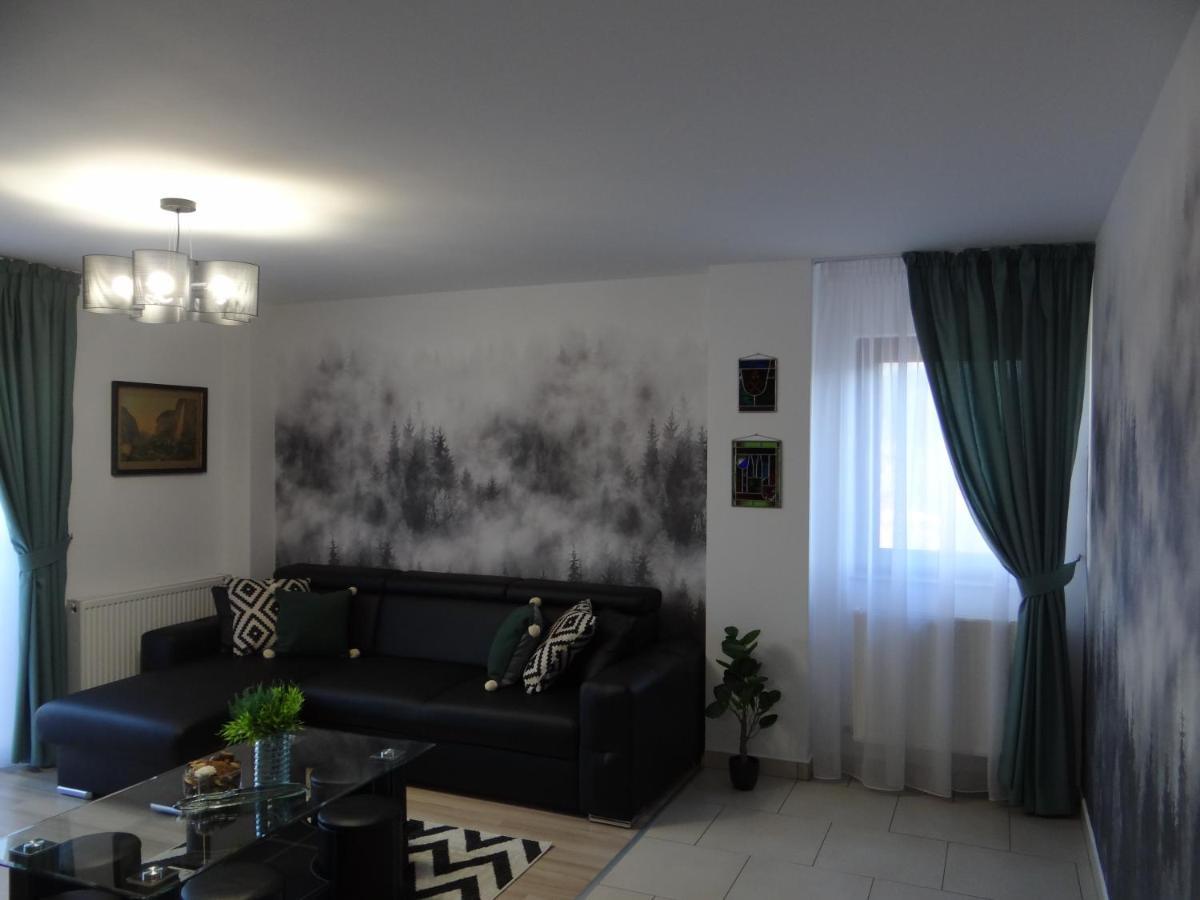 Rose Residence Гура Хуморулуй Екстериор снимка