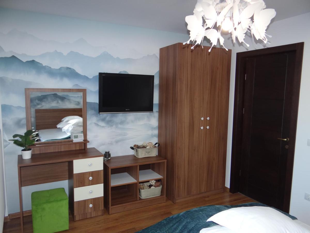 Rose Residence Гура Хуморулуй Екстериор снимка