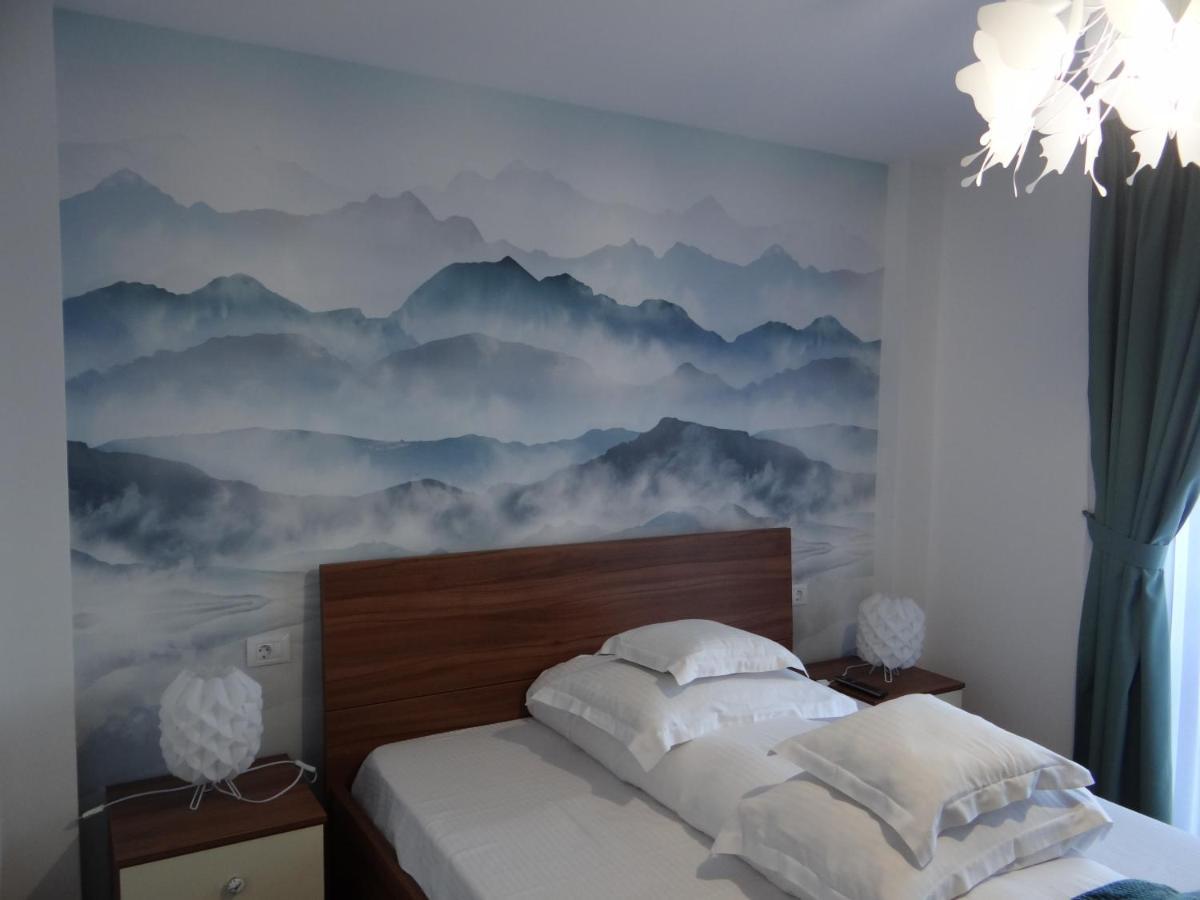 Rose Residence Гура Хуморулуй Екстериор снимка