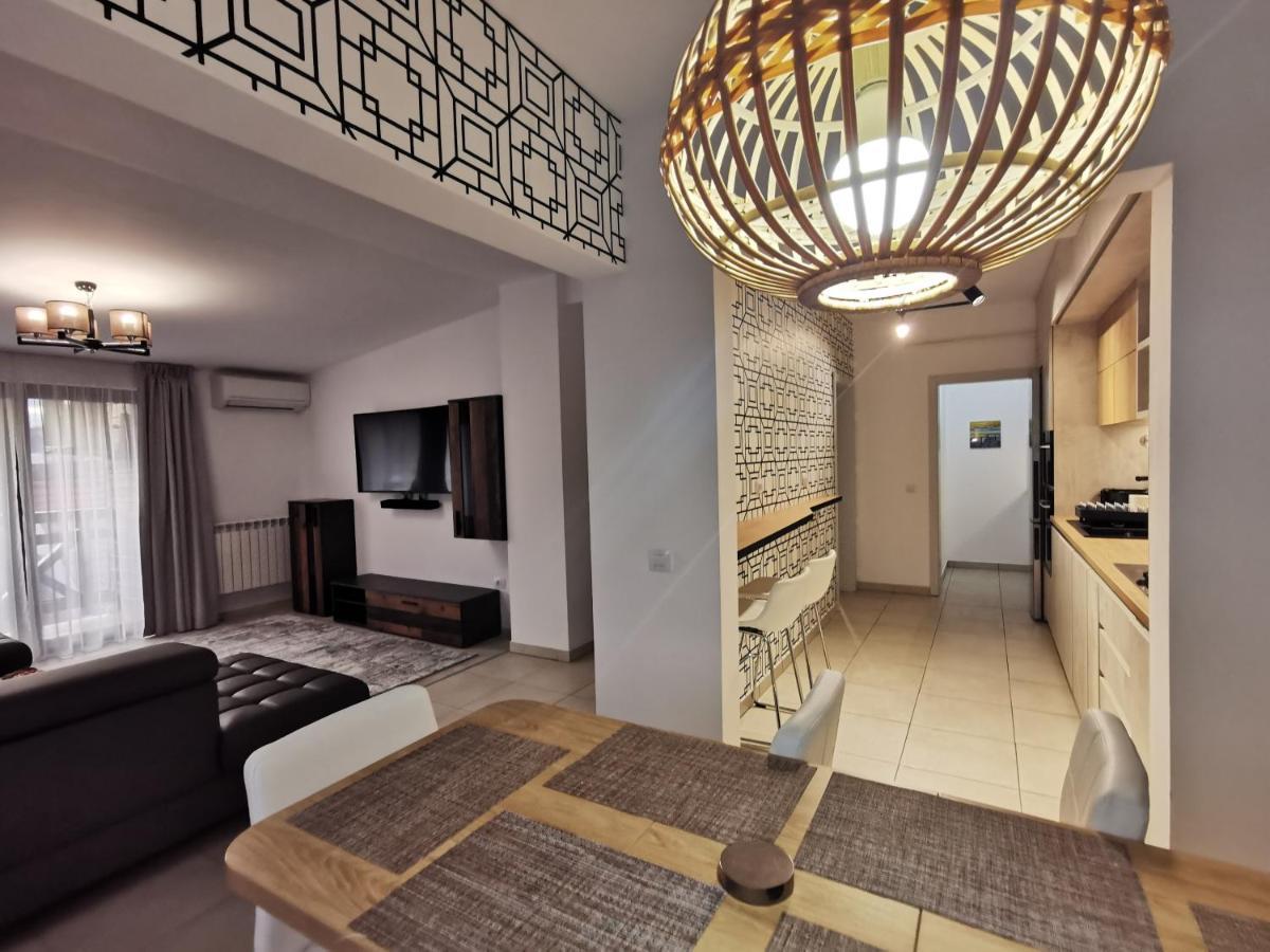 Rose Residence Гура Хуморулуй Екстериор снимка