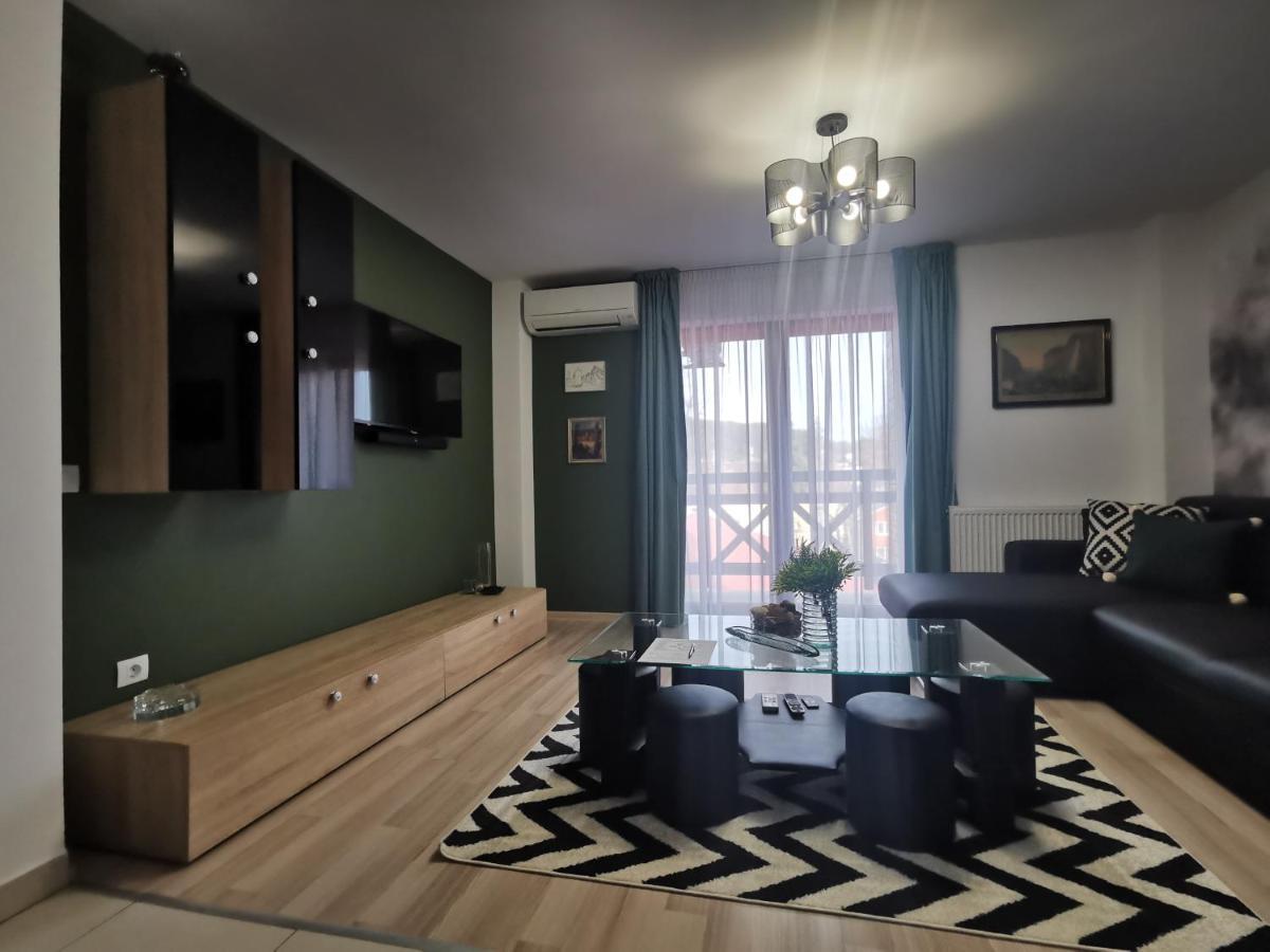 Rose Residence Гура Хуморулуй Екстериор снимка