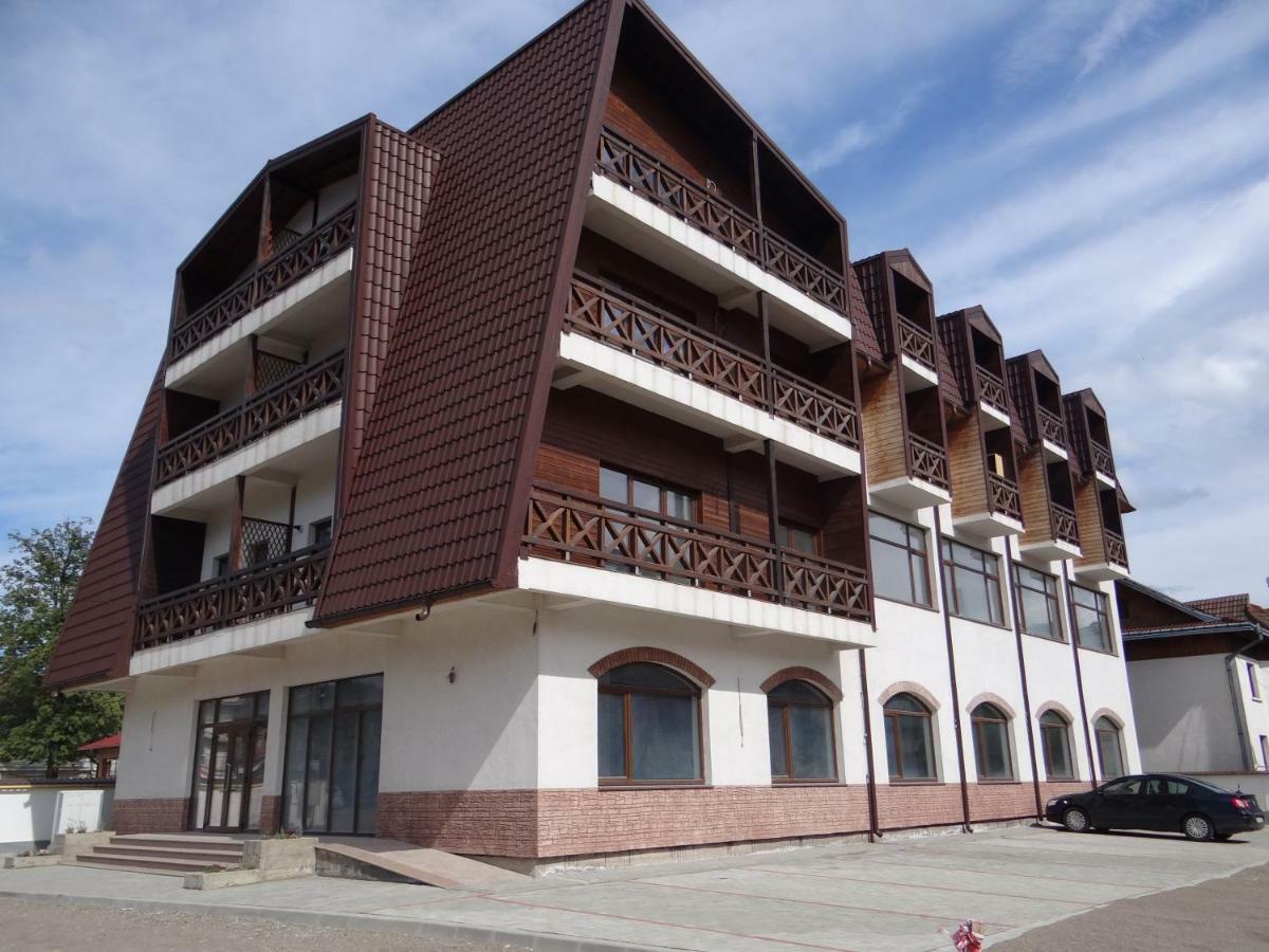 Rose Residence Гура Хуморулуй Екстериор снимка